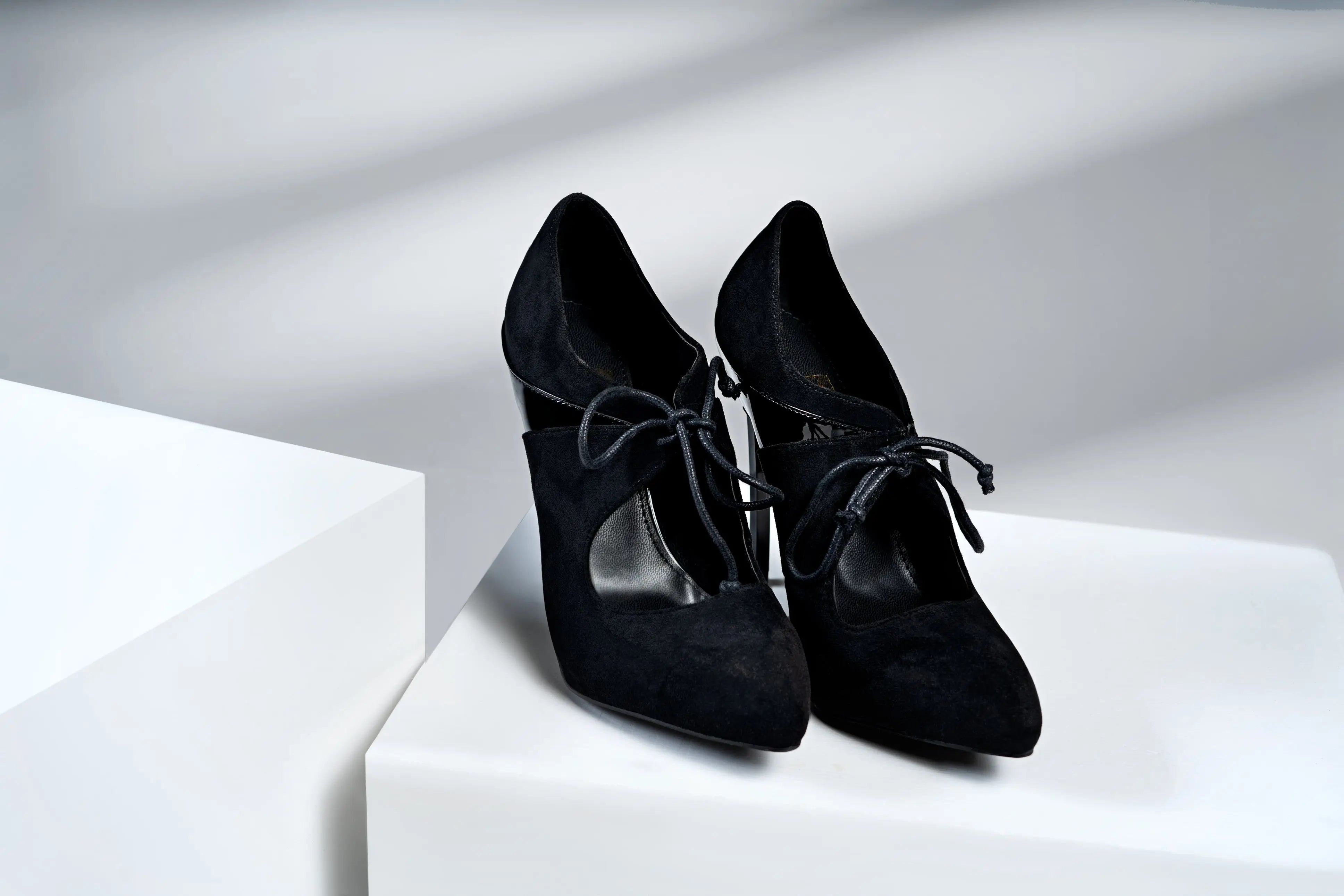 How to Choose High Heels for a Night Out