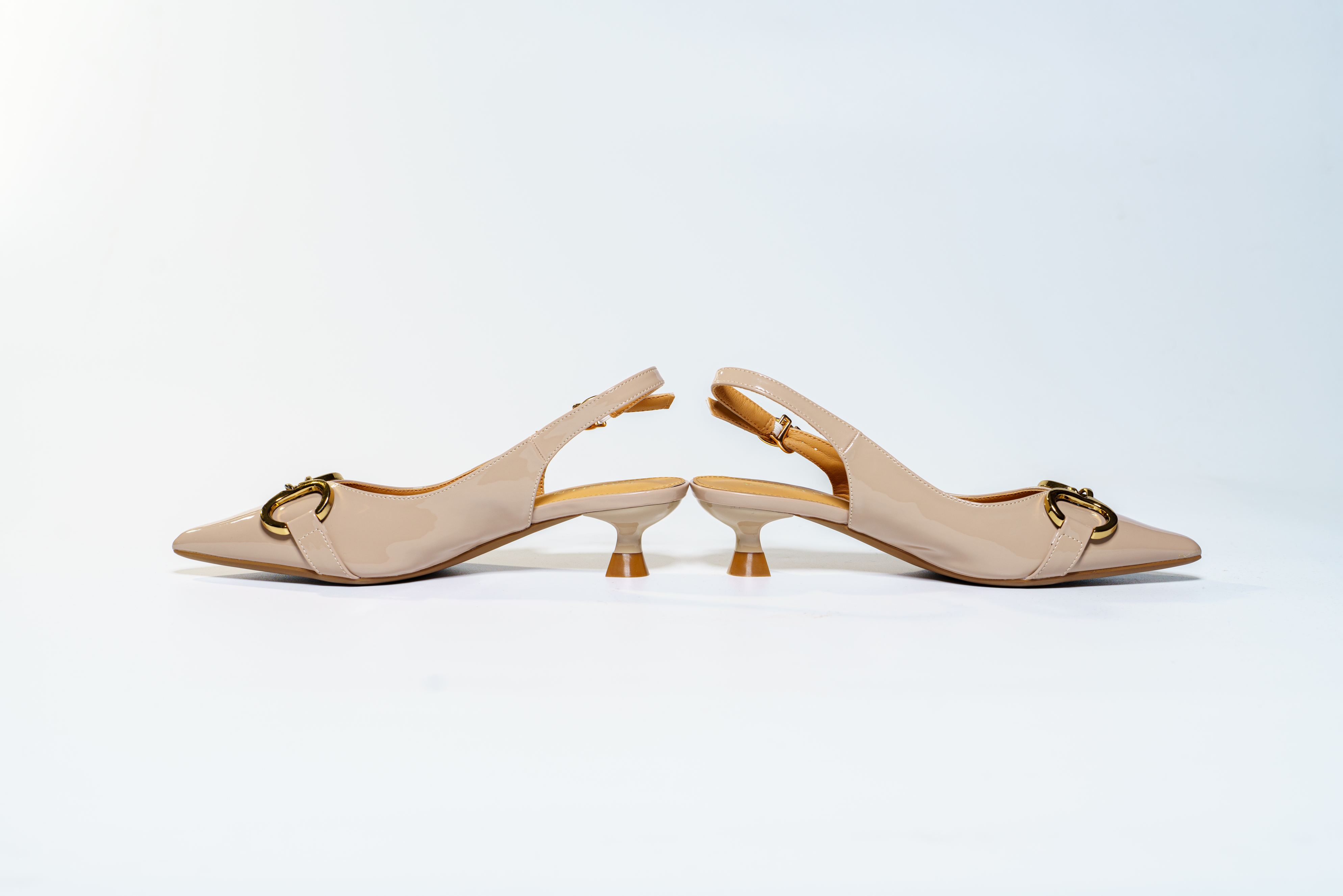 Stylish ladies' Elegance - Beige/Khaki pointed-toe slingbacks from Rayseen.store