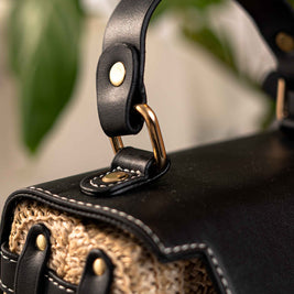 Vacay Black - Rayseen 