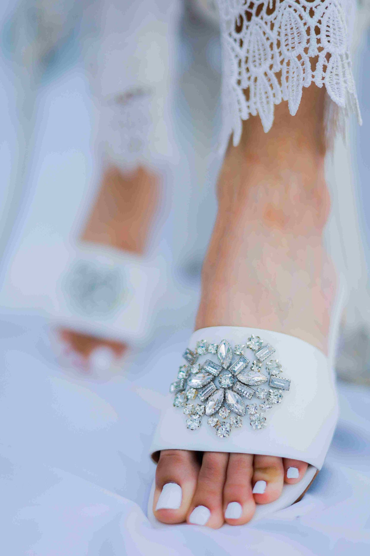 Diane -White - Rayseen 